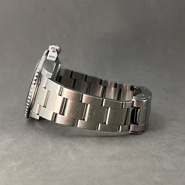 Rolex Submariner 16610 Image 3